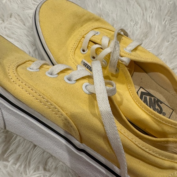 Yellow Vans with laces - Picture 1 of 3